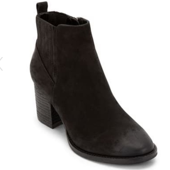 Blondo Shoes - Blondo🔴Waterproof black Nubuck leather booties